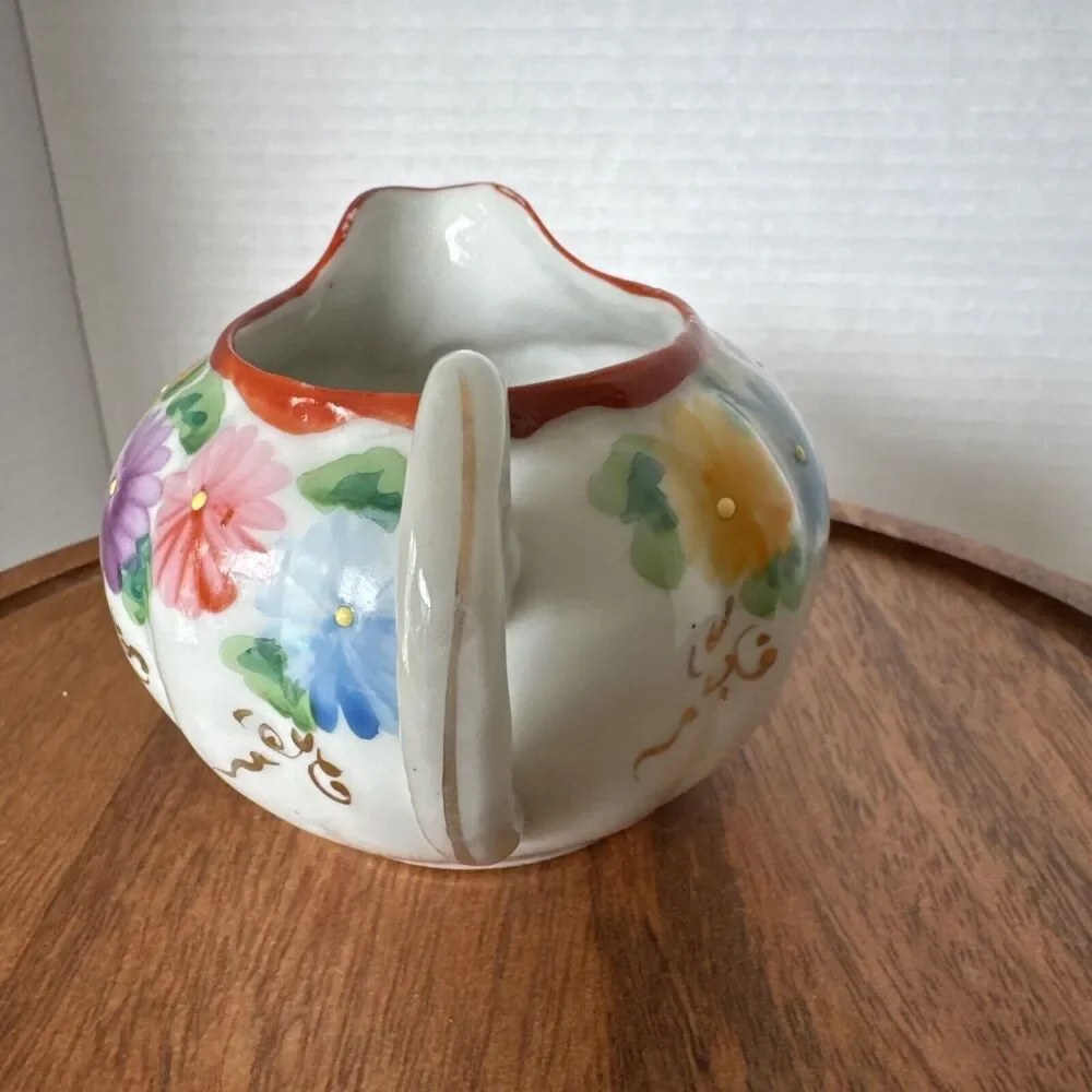 Vtg Floral Hand painted Flowers Ribbed Fancy Handle Creamer